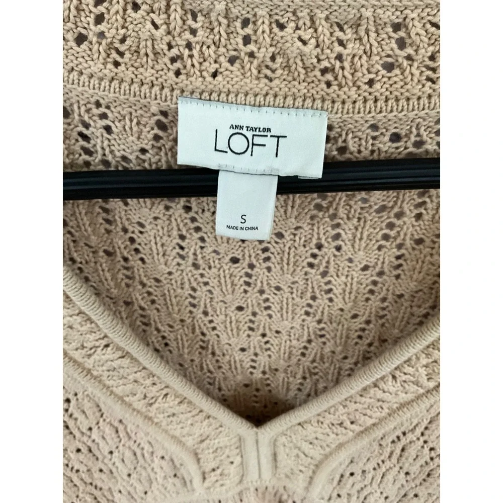 ANN TAYLOR LOFT SWEATER SIZE SMALL - Picture 4 of 8